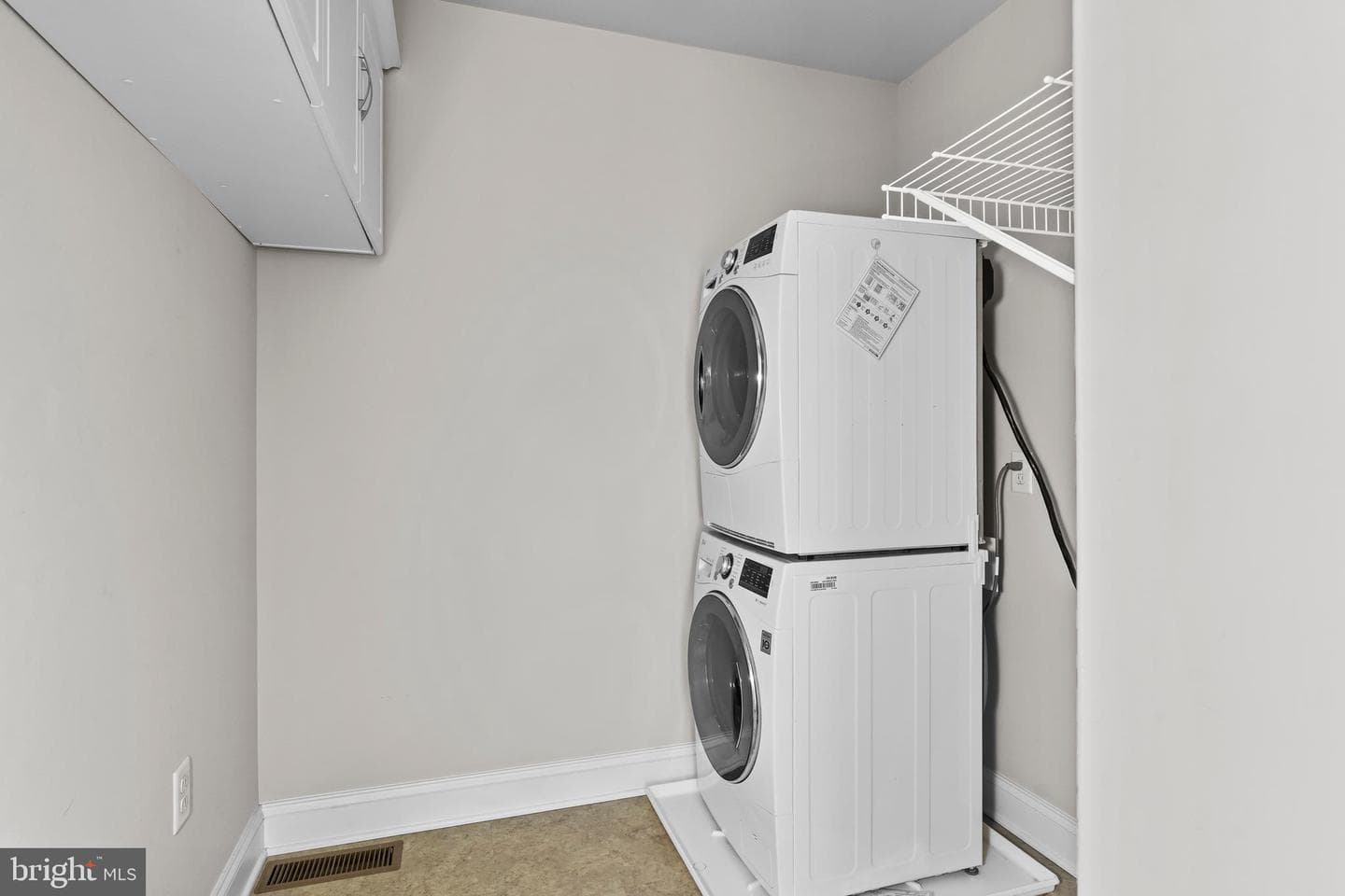 545 Joseph Court photo 25