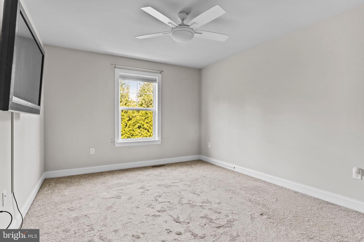 545 Joseph Court photo 26