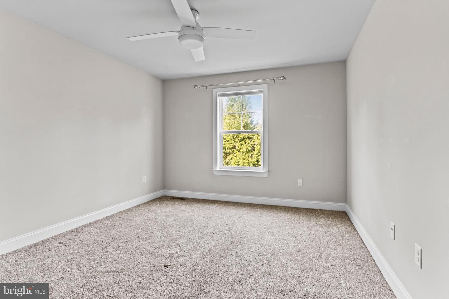 545 Joseph Court photo 28