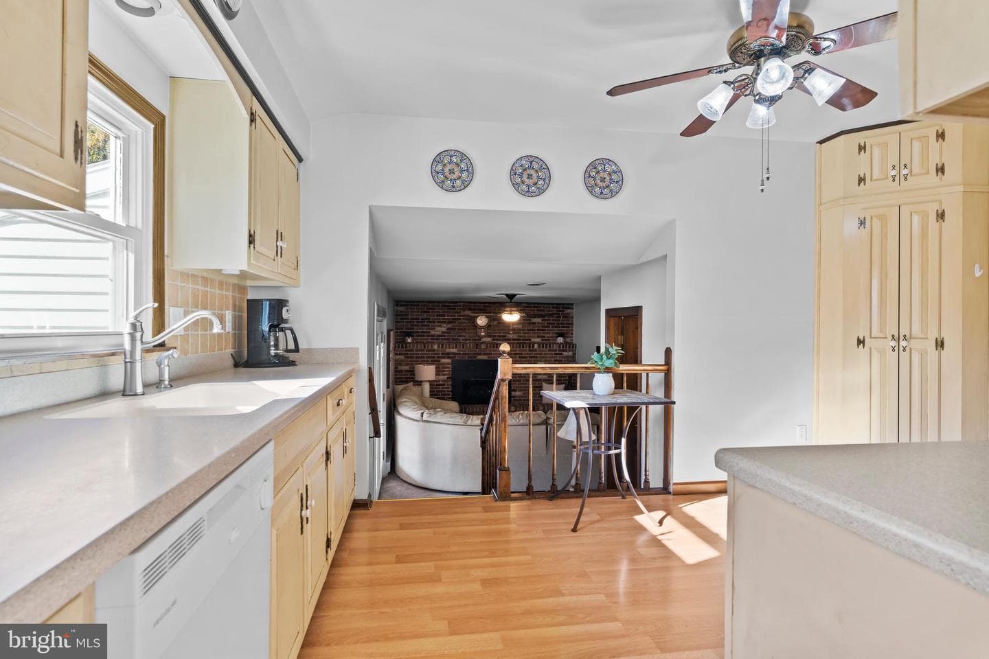 924 Forbes Road photo 15