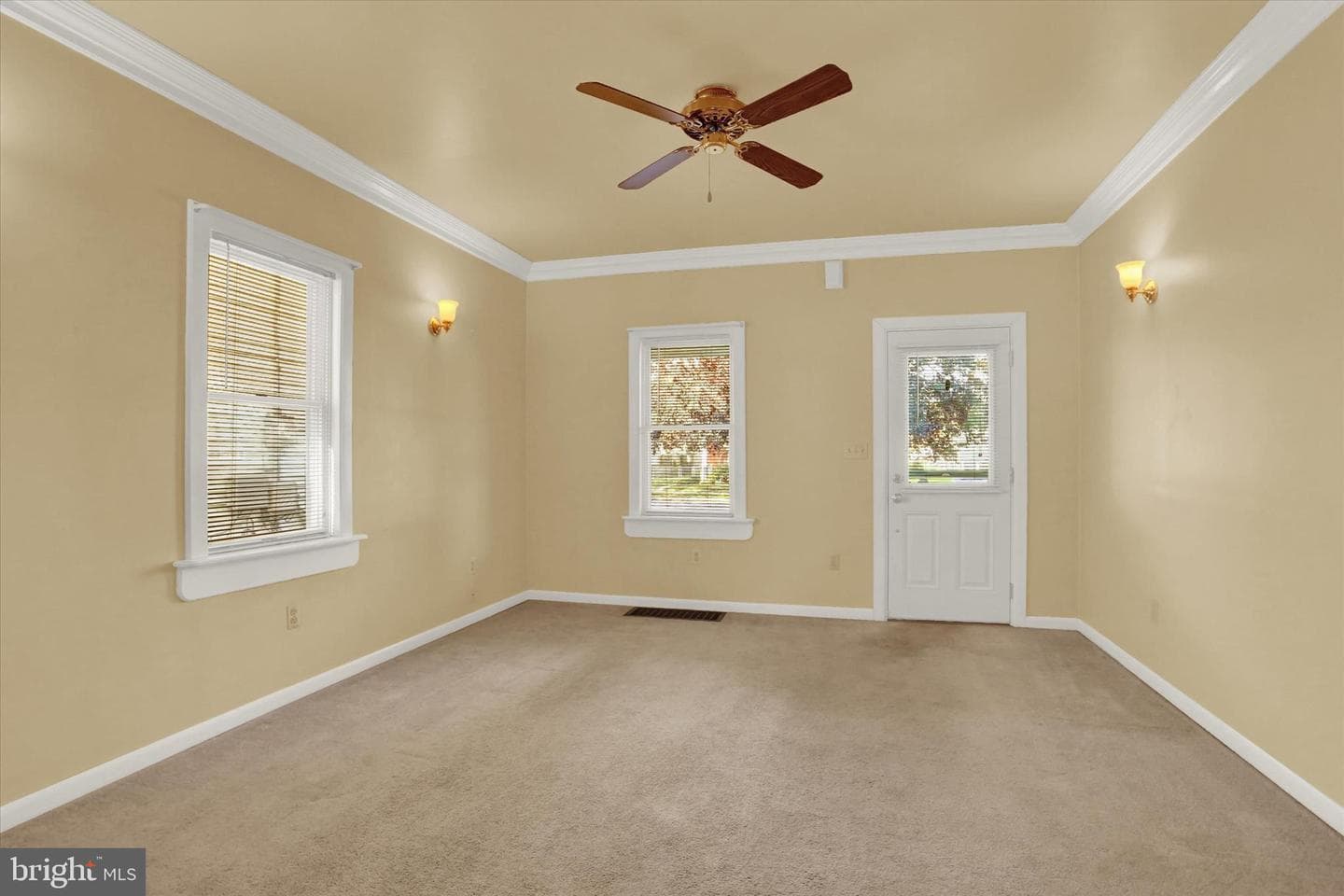 132 Hummel Avenue photo 7