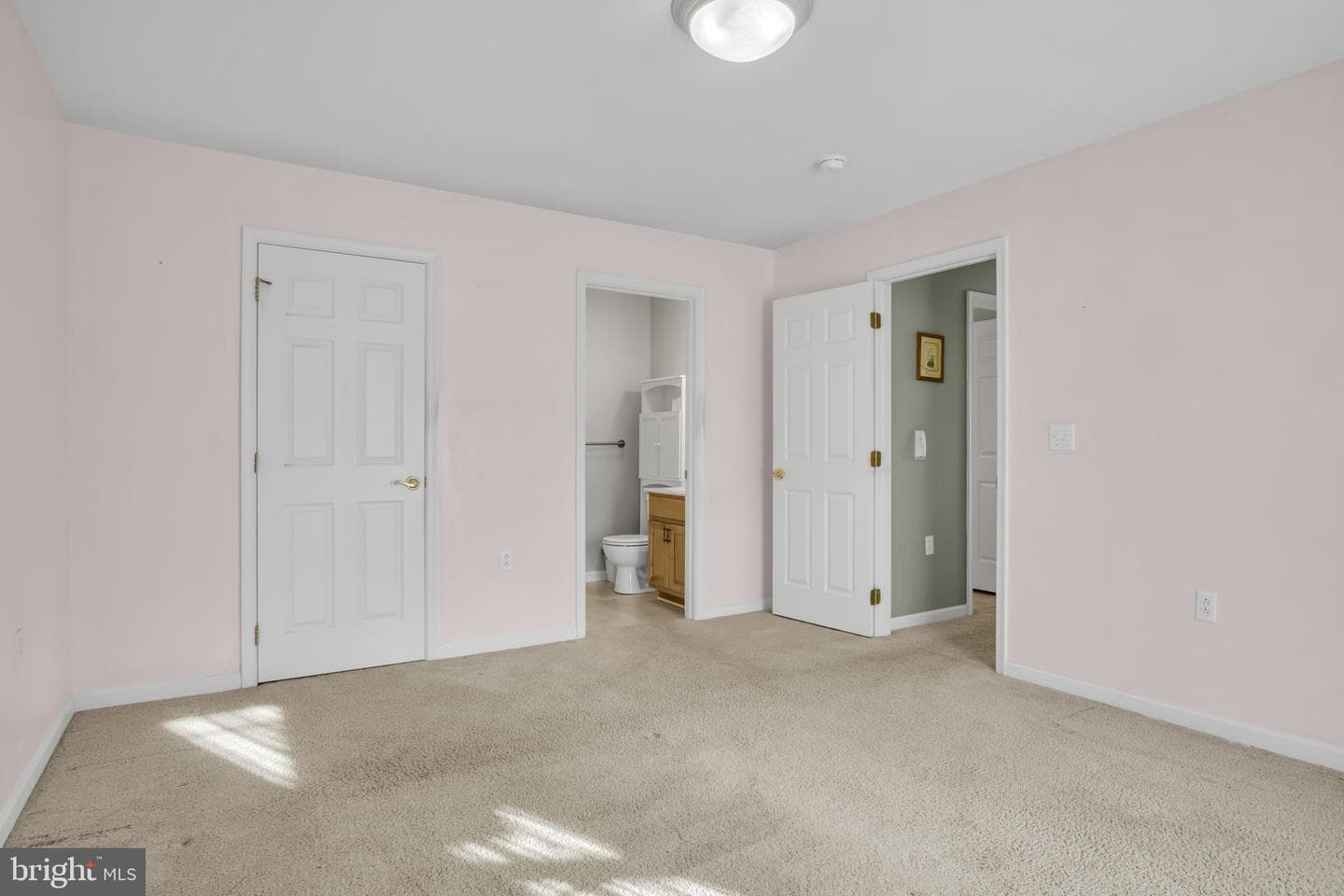 3 Mel-Ron Court photo 8