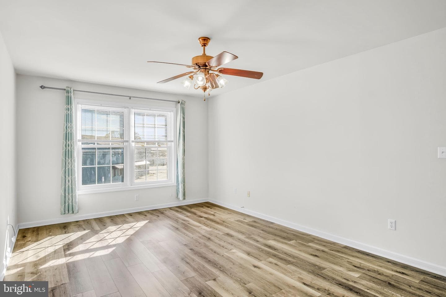128 W Portland Street #11 photo 21
