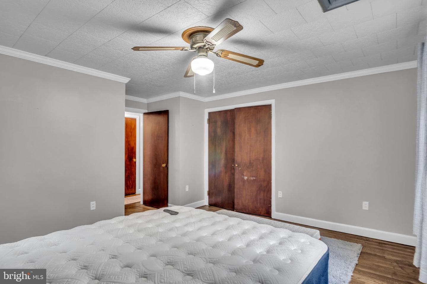 201 Poplar Avenue photo 18