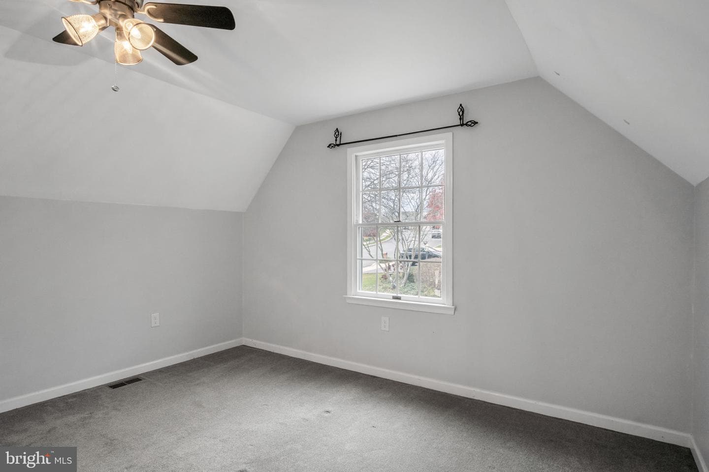 2401 Rolling Hills Drive photo 33