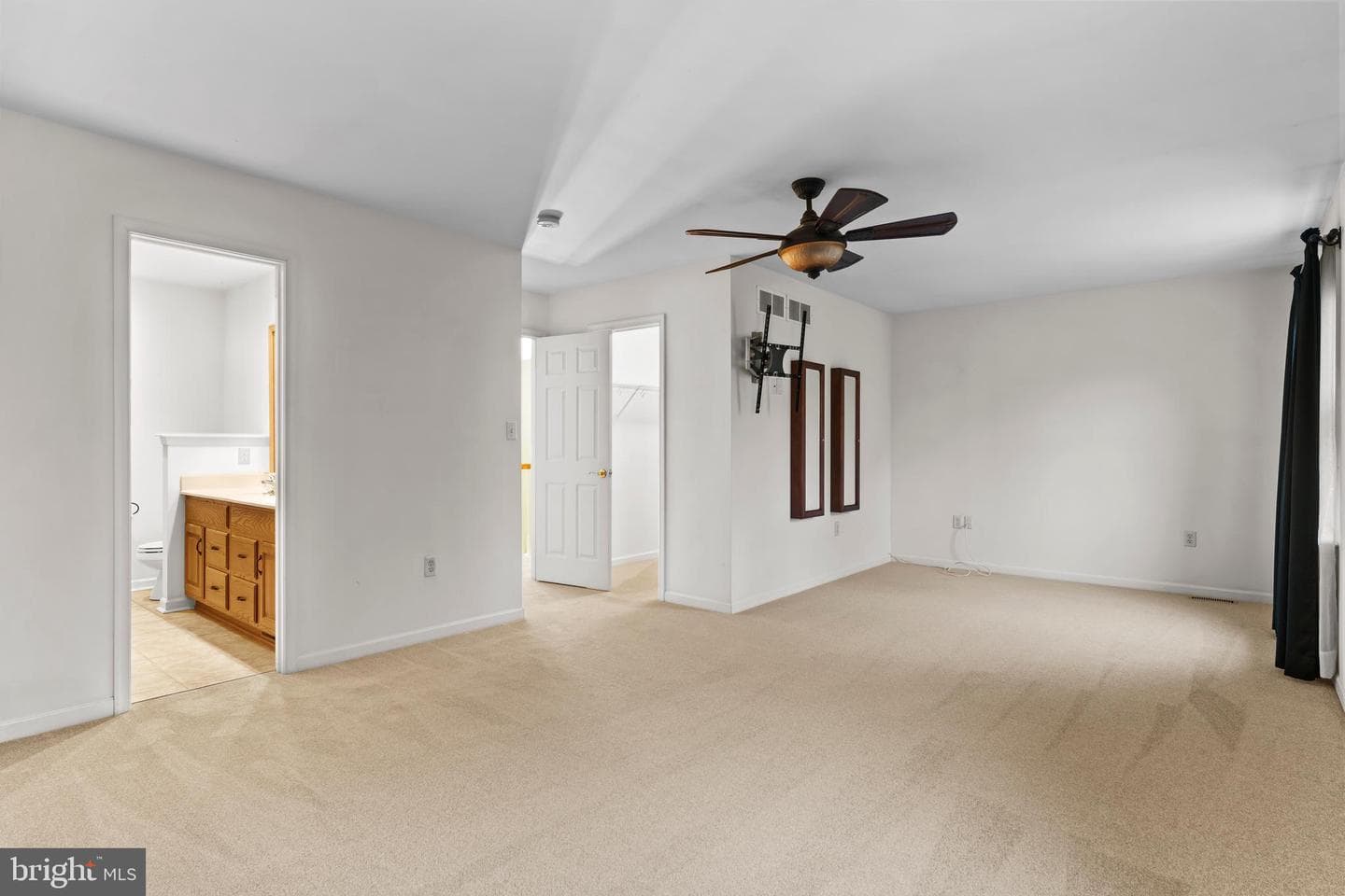 5225 Winthrop Avenue photo 29