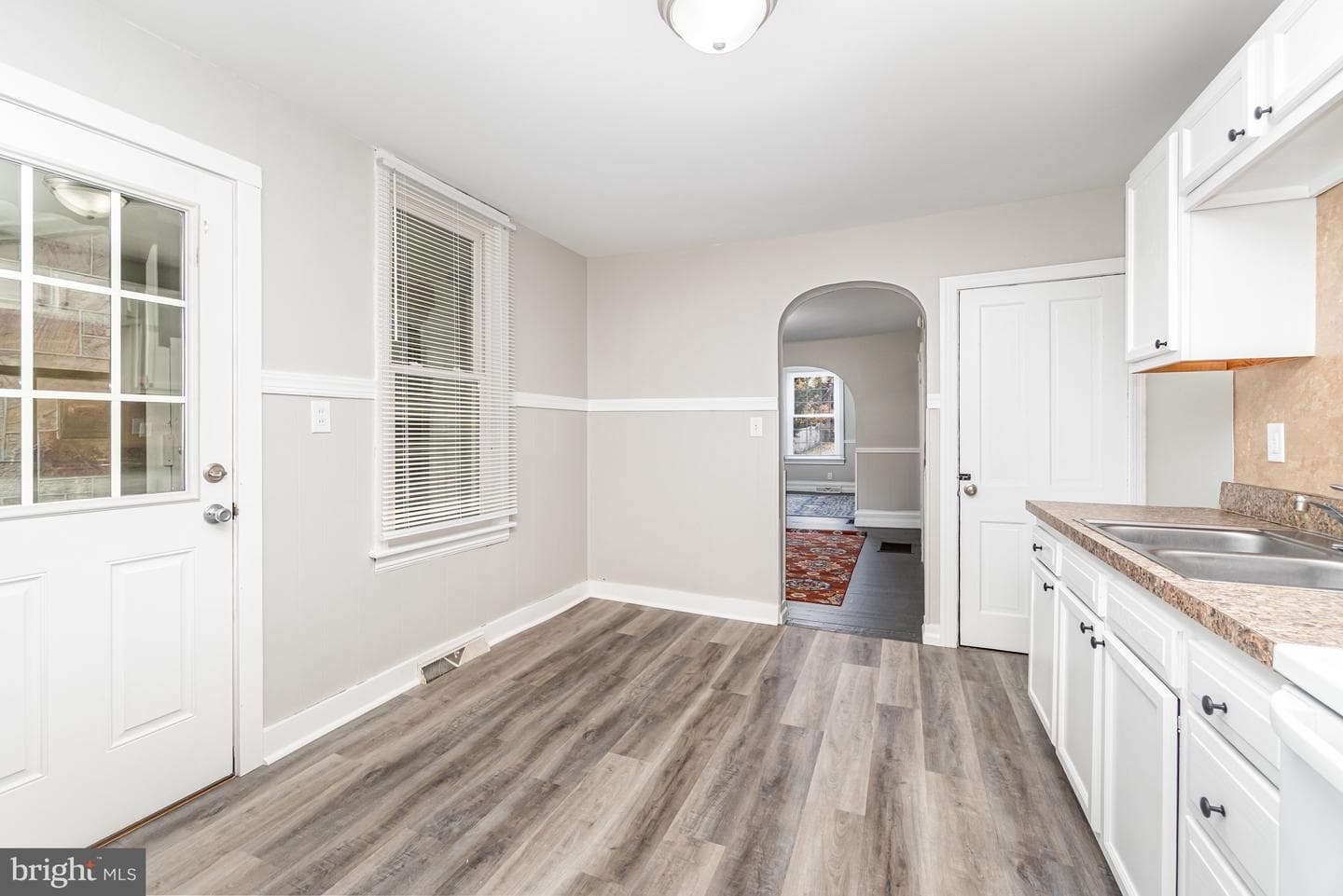 320 Fort Street photo 10
