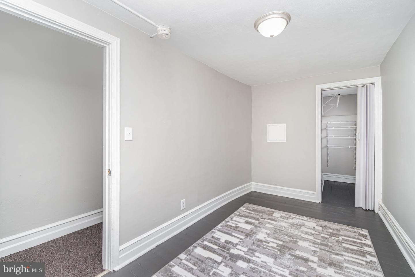 320 Fort Street photo 17