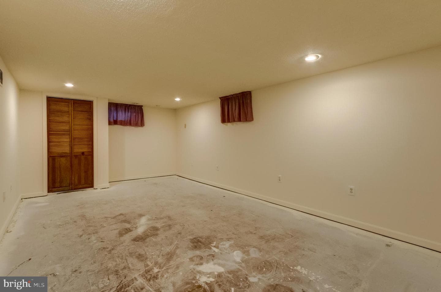 1950 Reservoir Drive photo 28