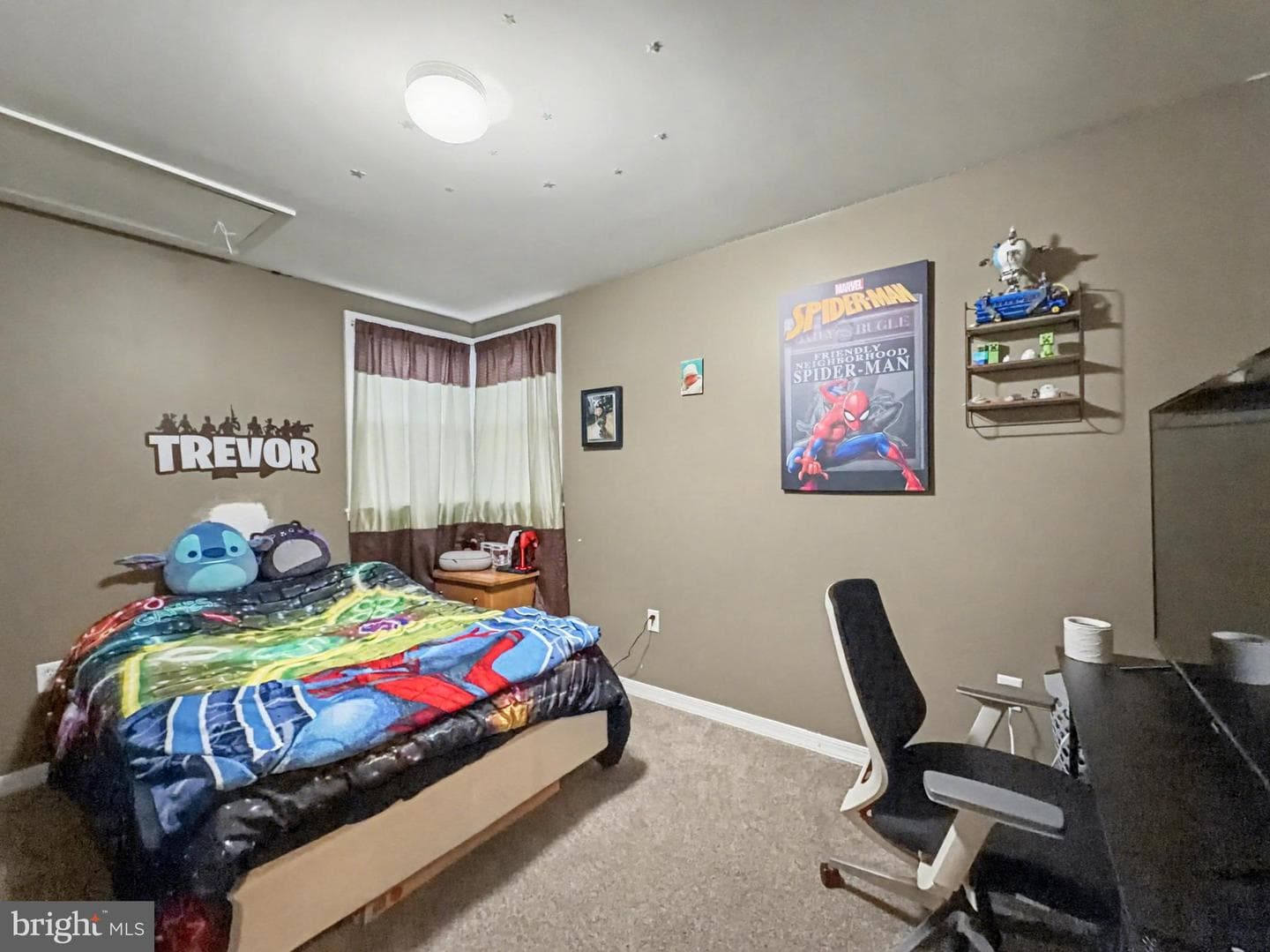 60 Oliver Road photo 12