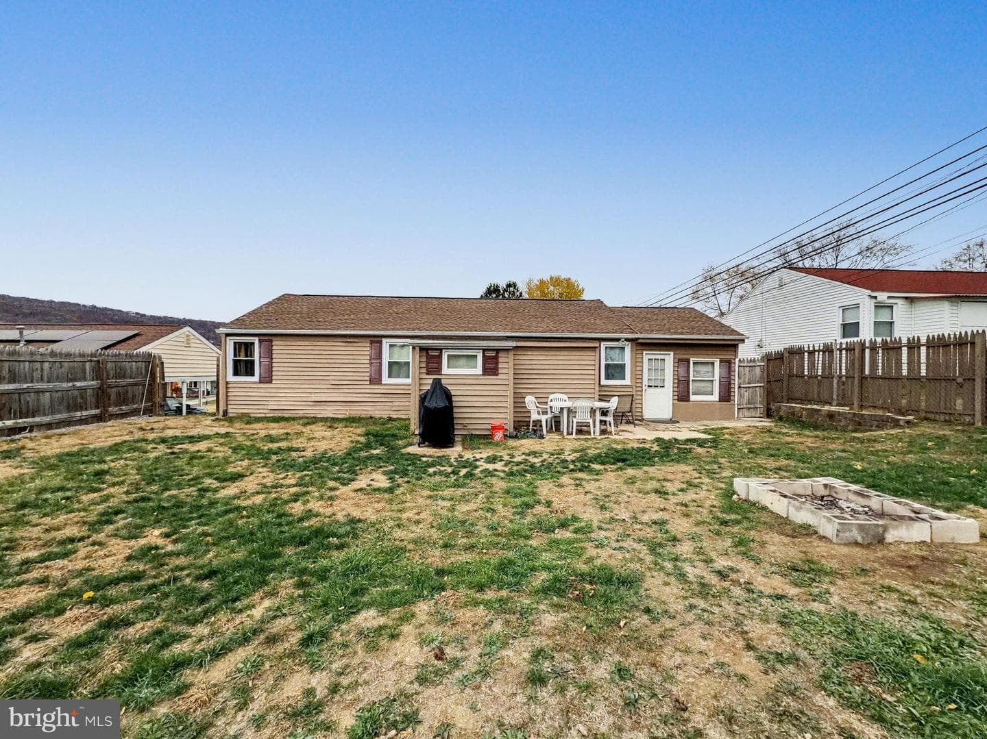60 Oliver Road photo 16