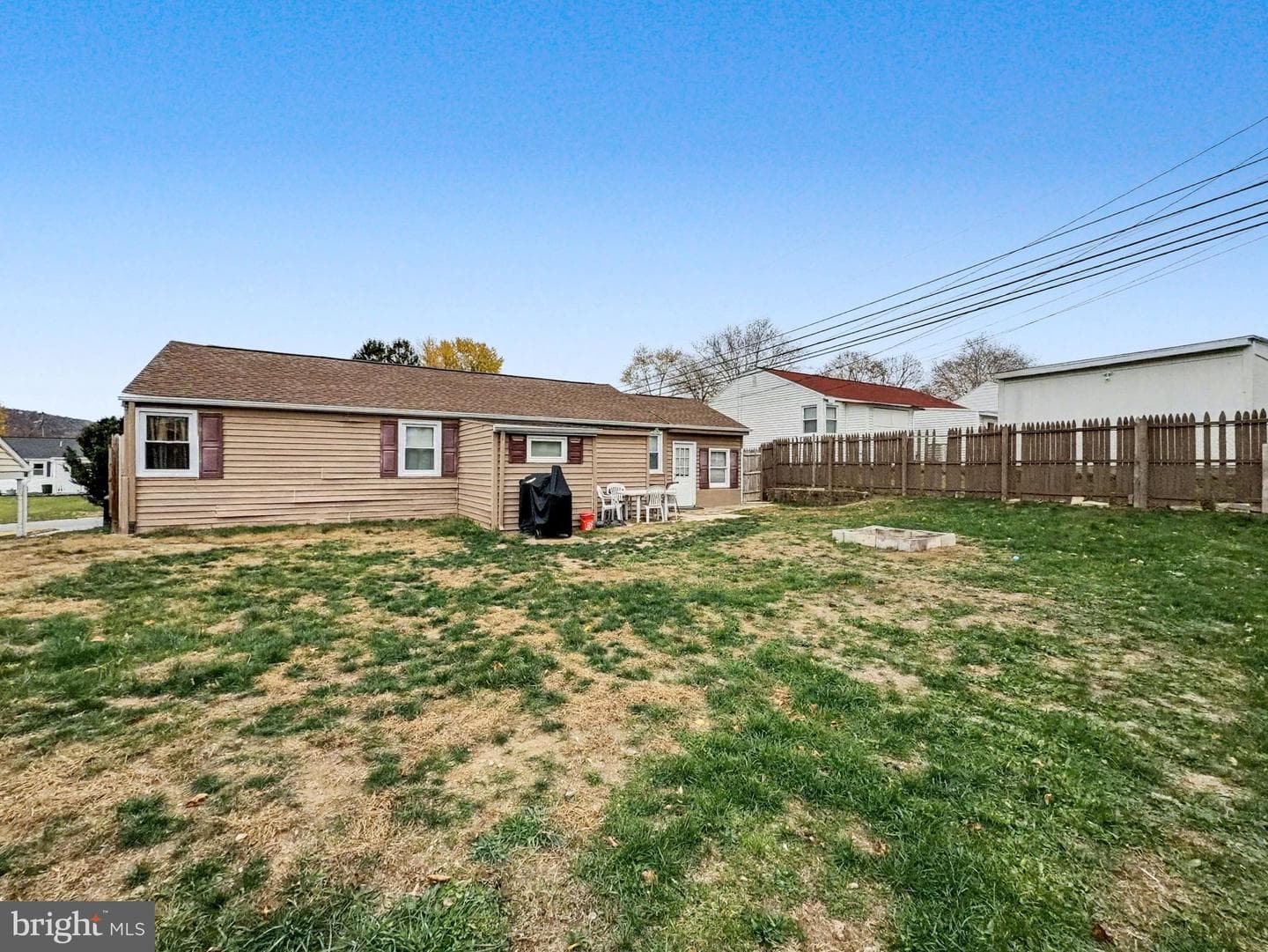 60 Oliver Road photo 17