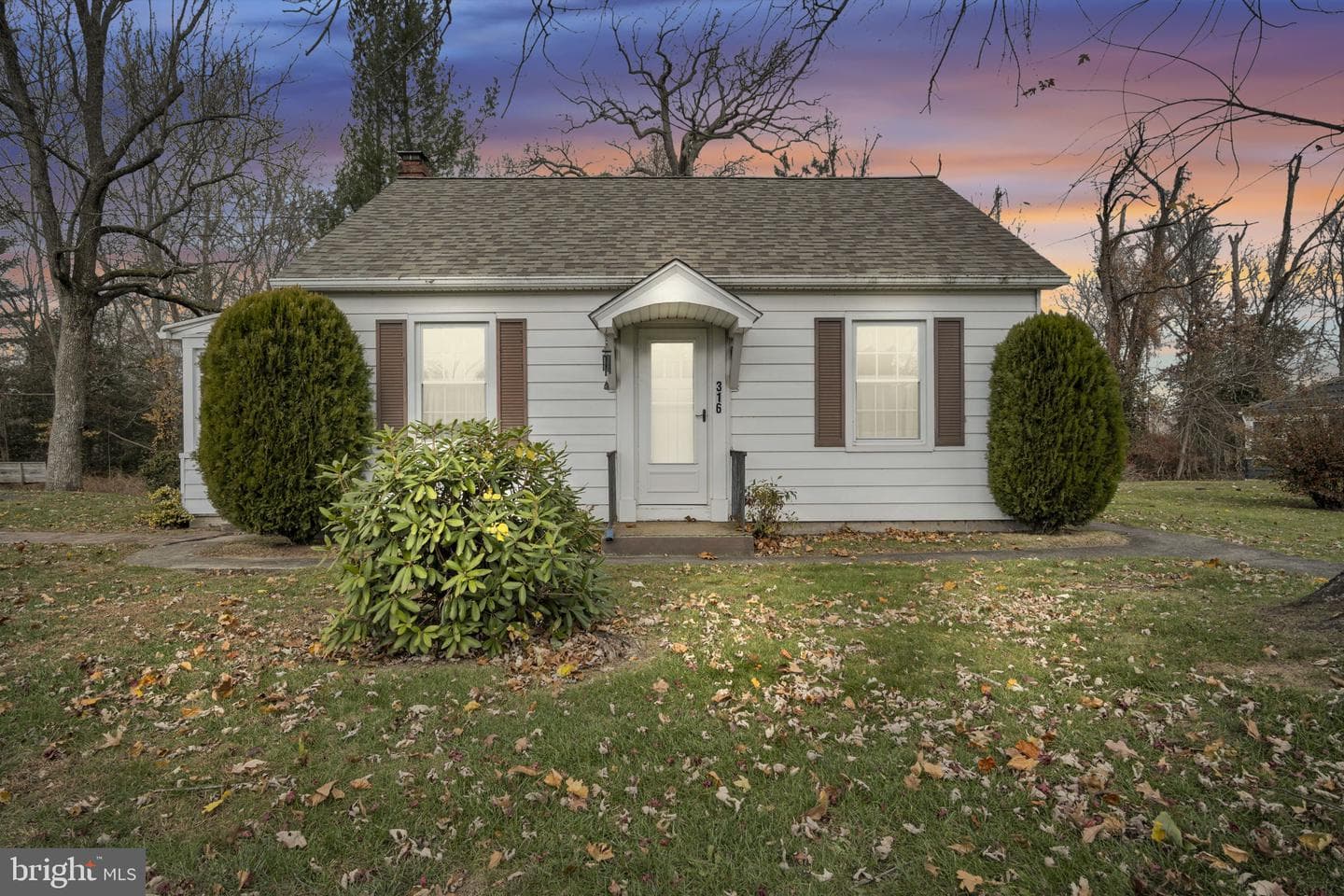 316 Pine Road photo 1
