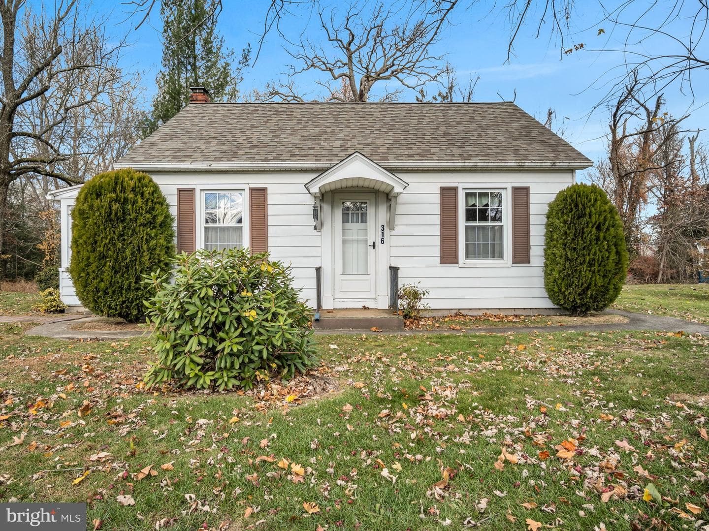 316 Pine Road photo 2