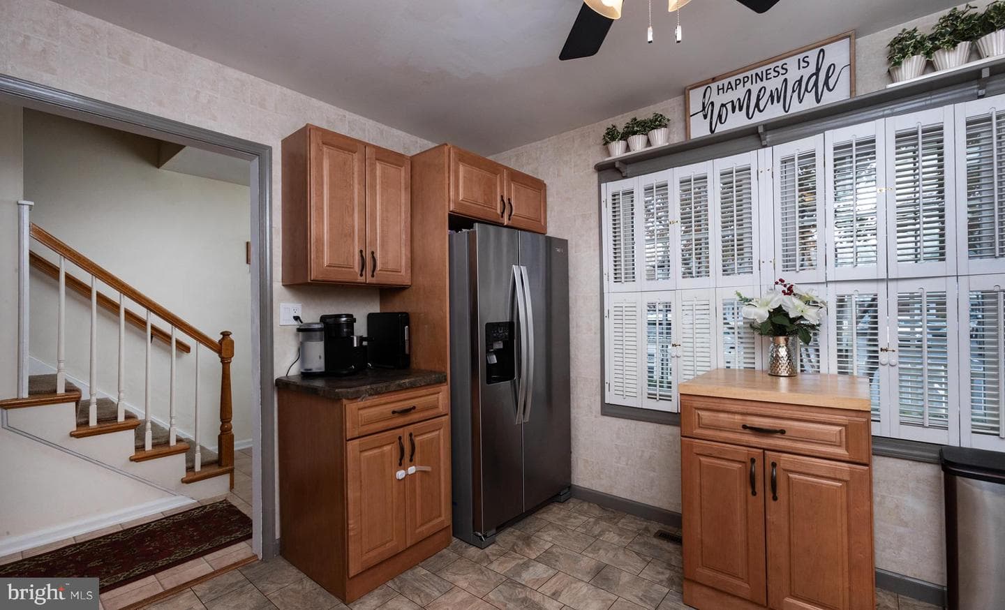 135 W Vine Street photo 11