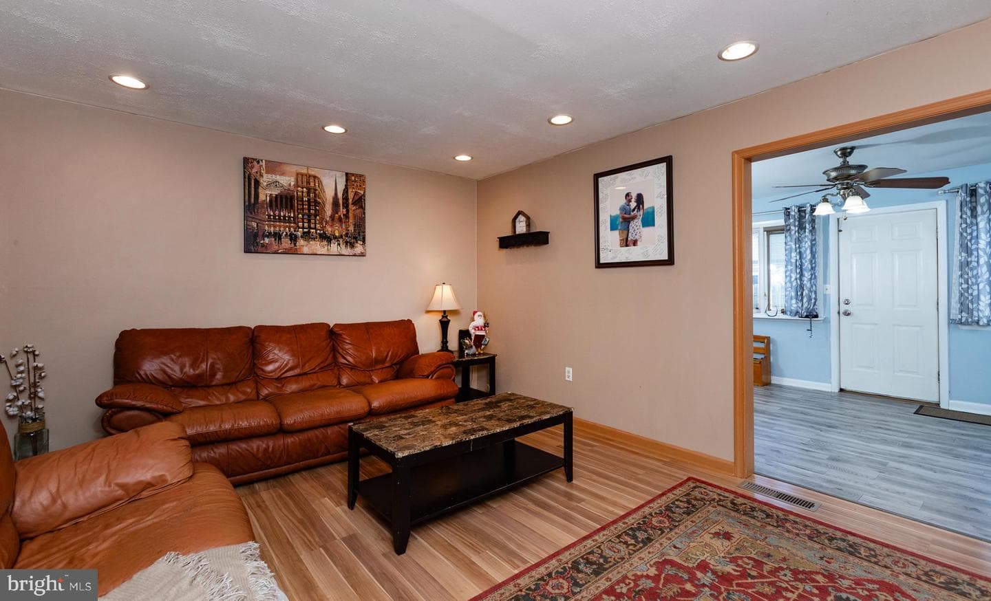 135 W Vine Street photo 6