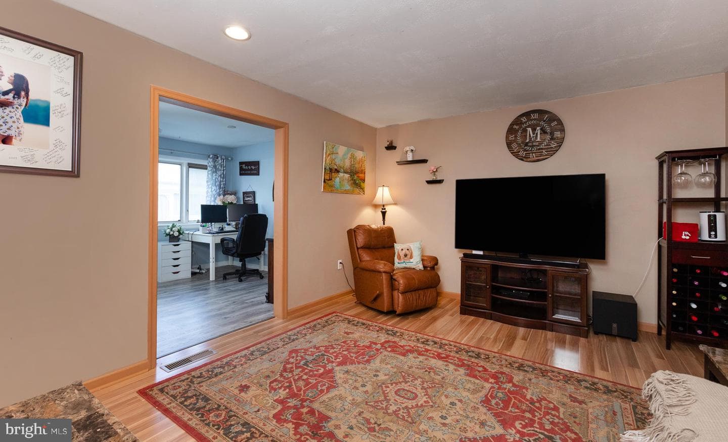135 W Vine Street photo 9