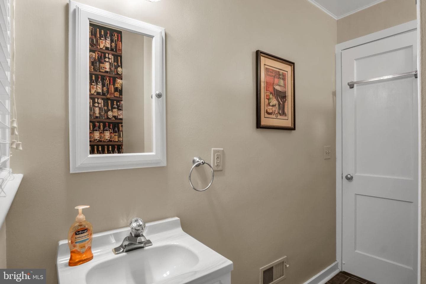 2138 Chestnut Street photo 12