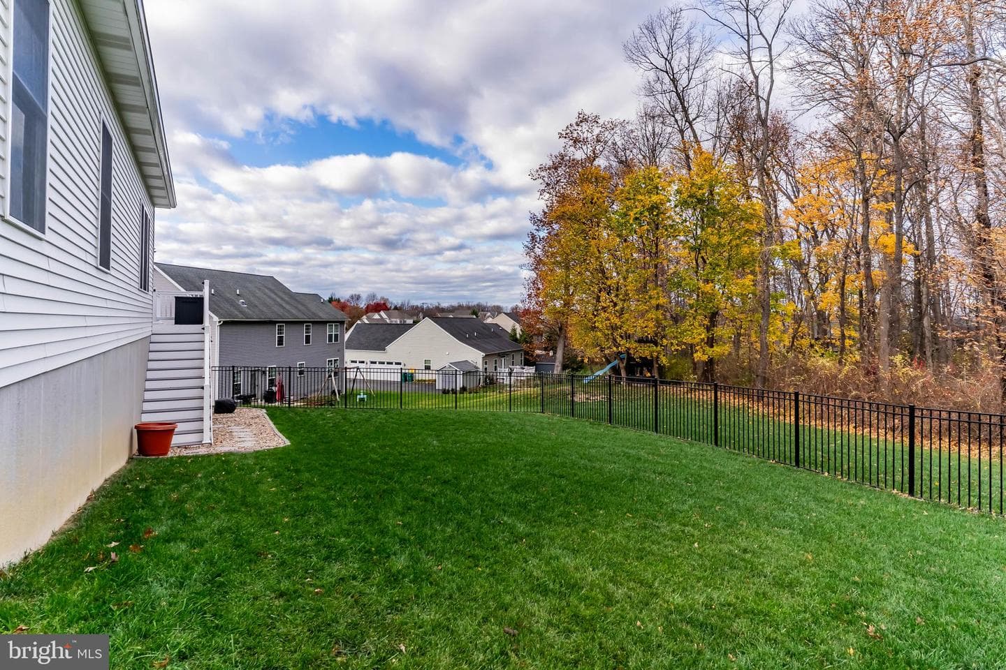 290 Poplar Drive photo 38