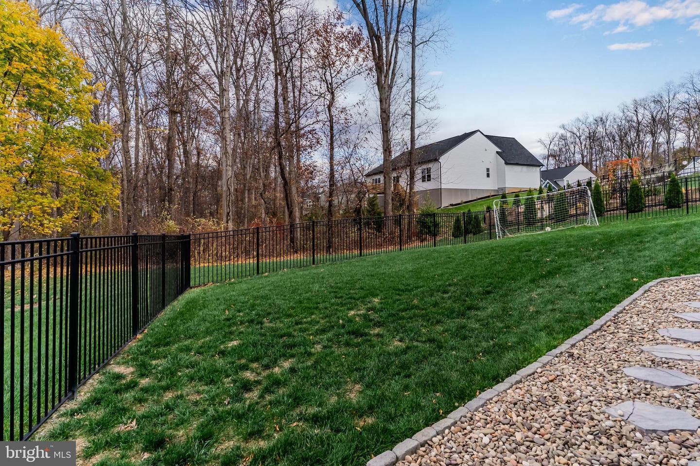 290 Poplar Drive photo 39