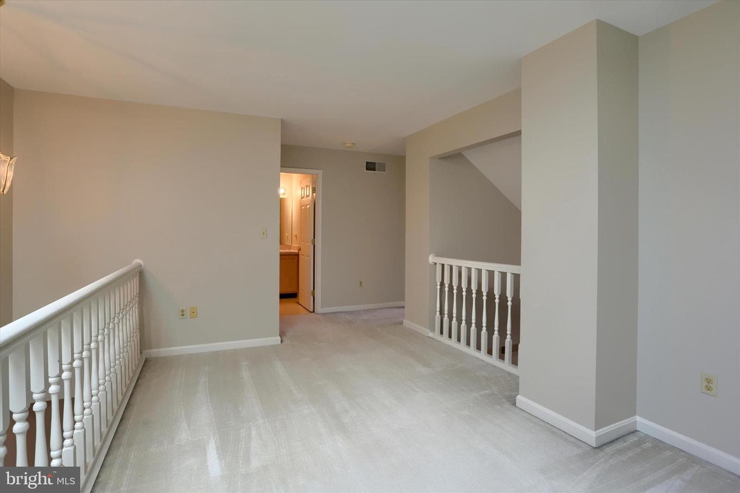 484 Brighton Place photo 23