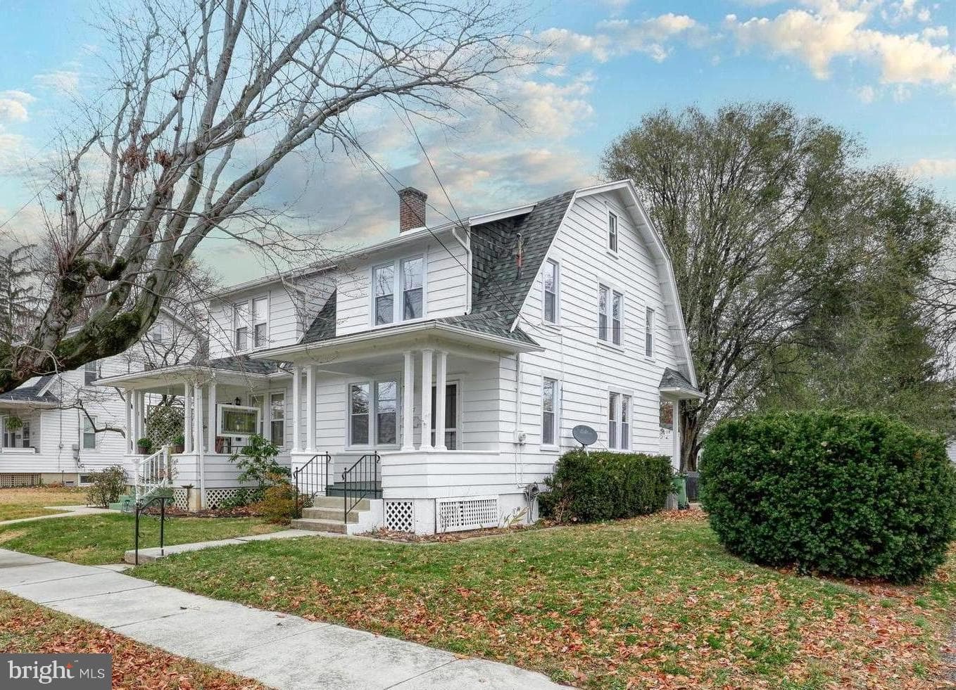 1817 Elm Street photo 2