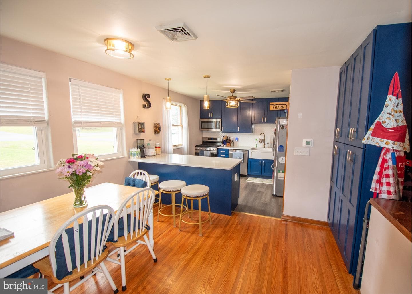 922 Hamilton Street photo 11