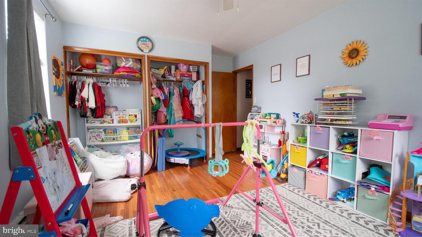 922 Hamilton Street photo 24