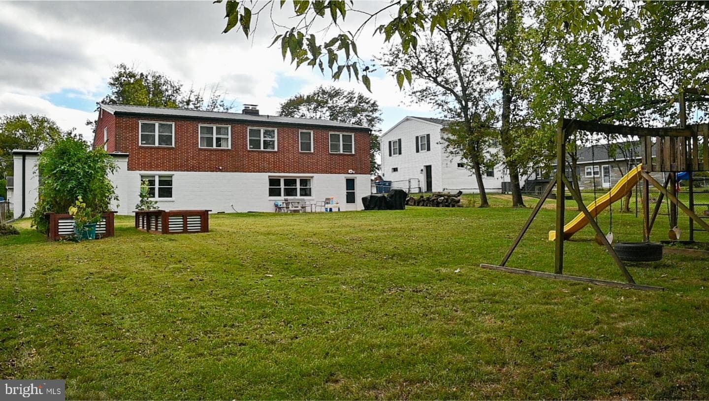 922 Hamilton Street photo 36