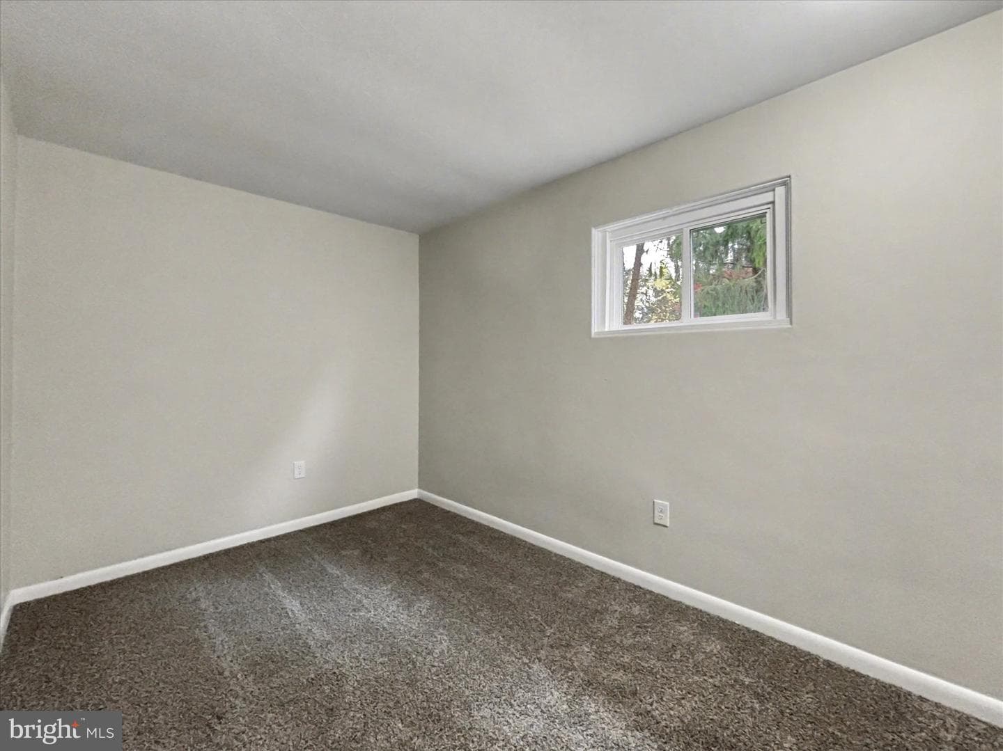 1830 Heishman Garden Drive photo 15
