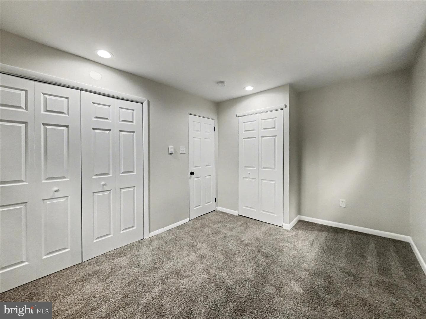 1830 Heishman Garden Drive photo 16