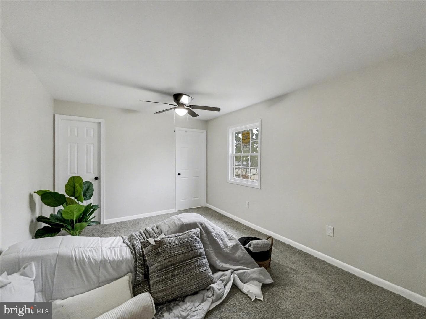 1830 Heishman Garden Drive photo 2
