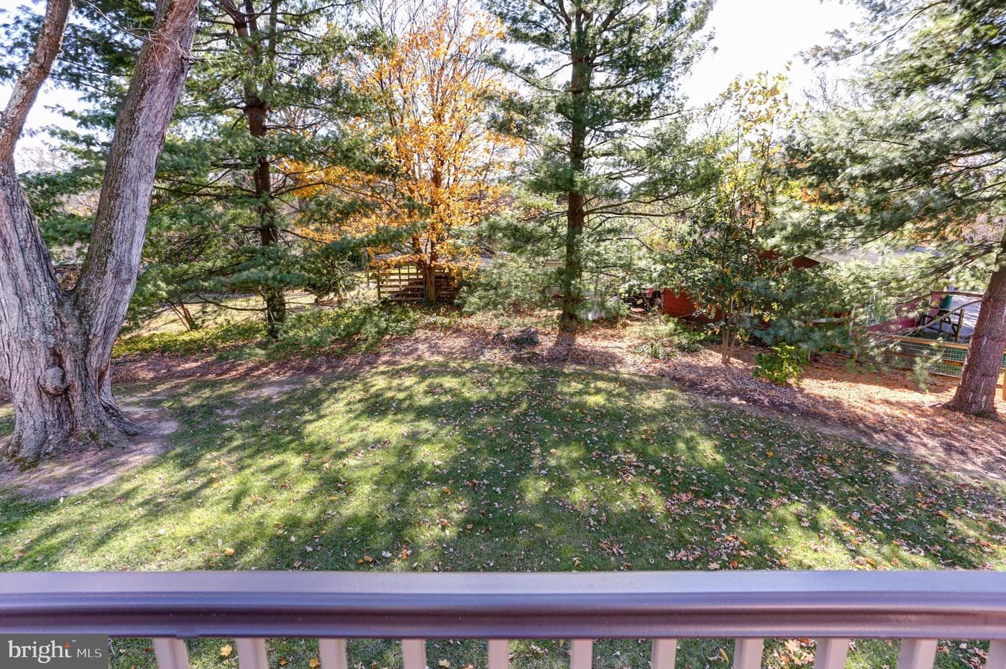 302 Hilltop Road photo 13