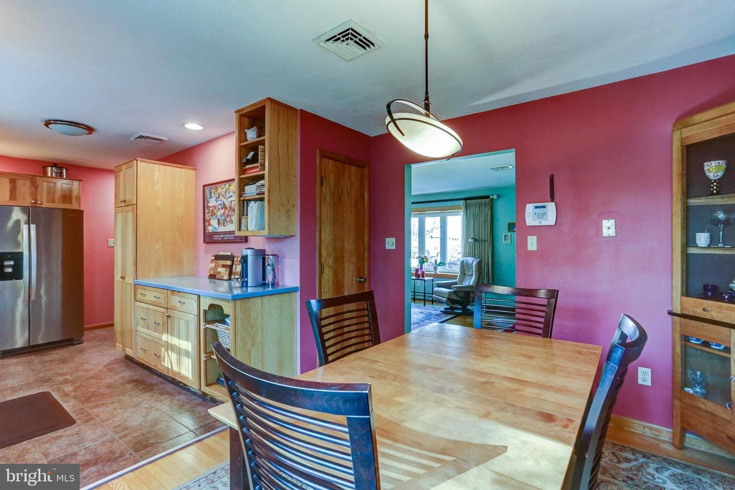 302 Hilltop Road photo 19