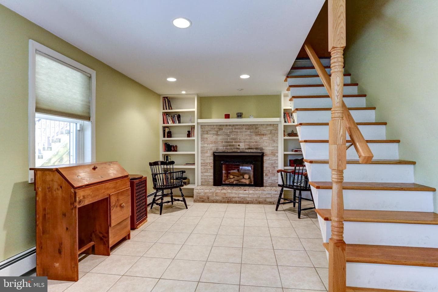 302 Hilltop Road photo 31