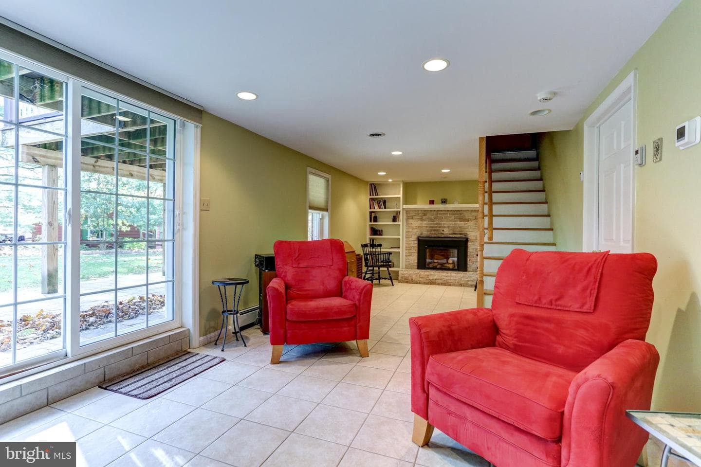 302 Hilltop Road photo 32