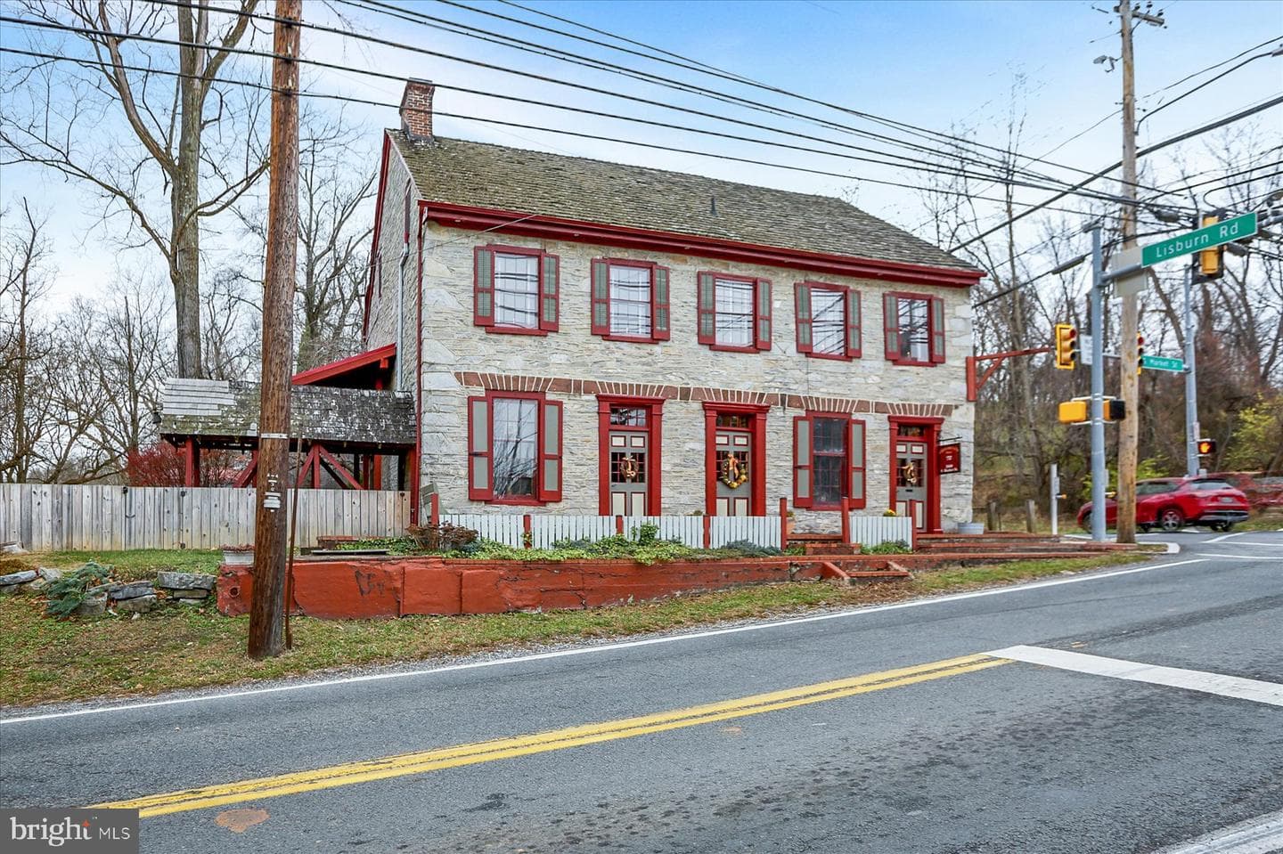 2600 S Market Street photo 106