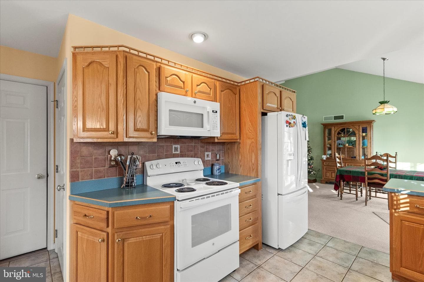 27 Kower Ct photo 15
