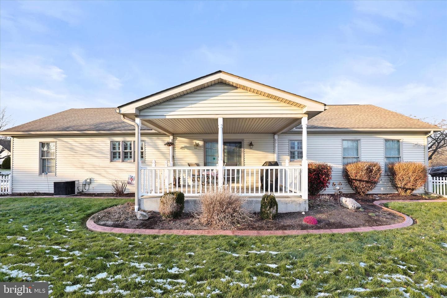 27 Kower Ct photo 32
