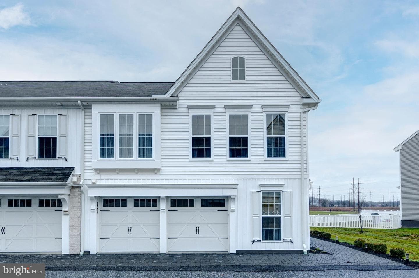 1327 Carnegie Way photo 35