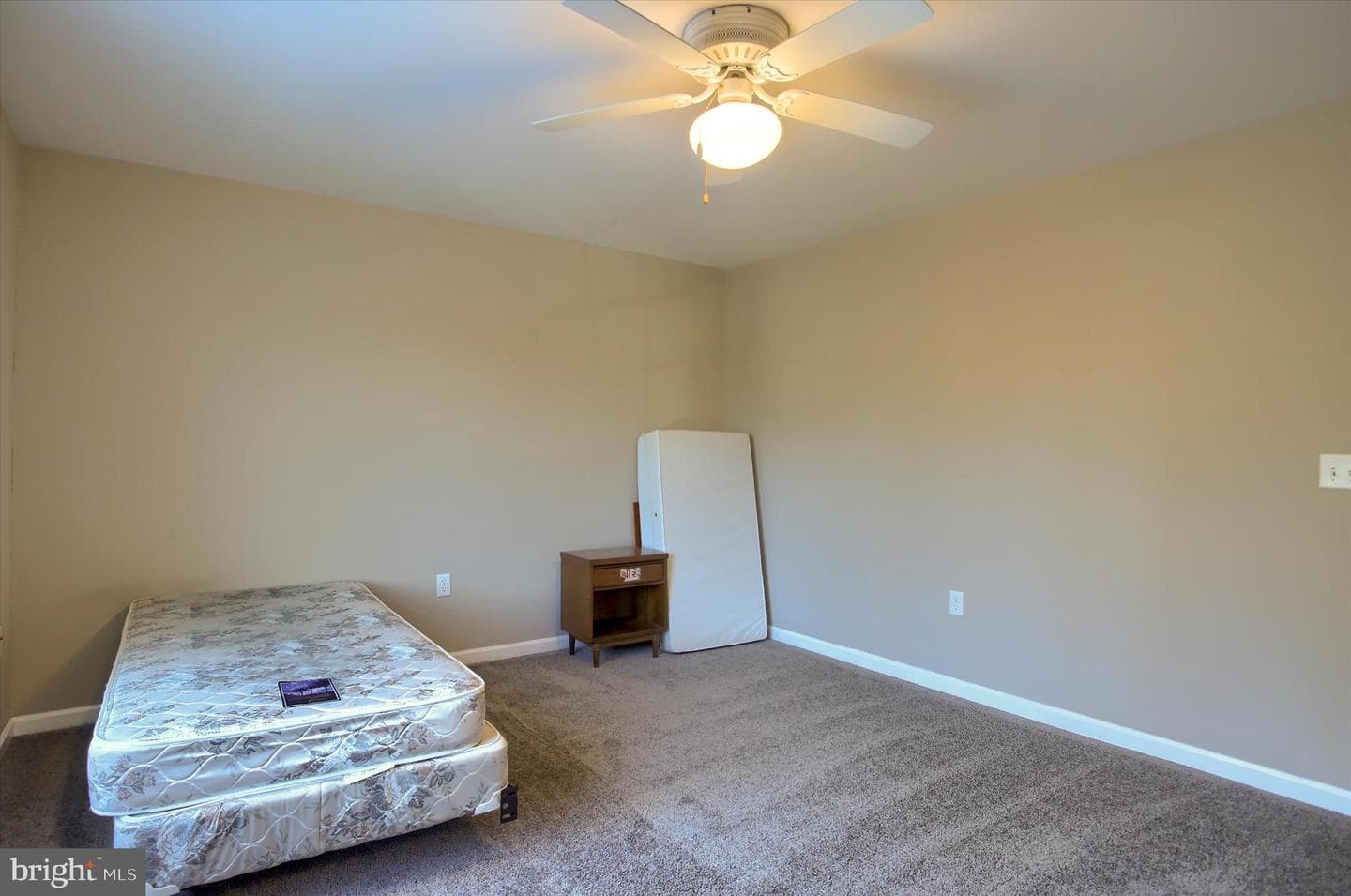 2101 Walnut Street photo 27