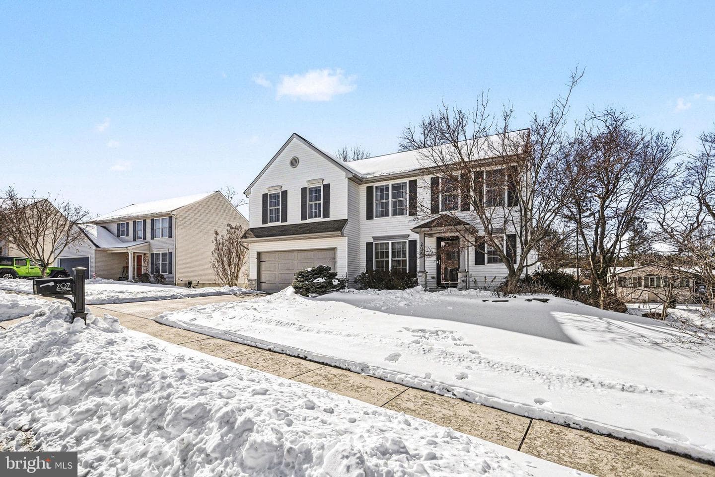 207 Edenderry Way photo 4