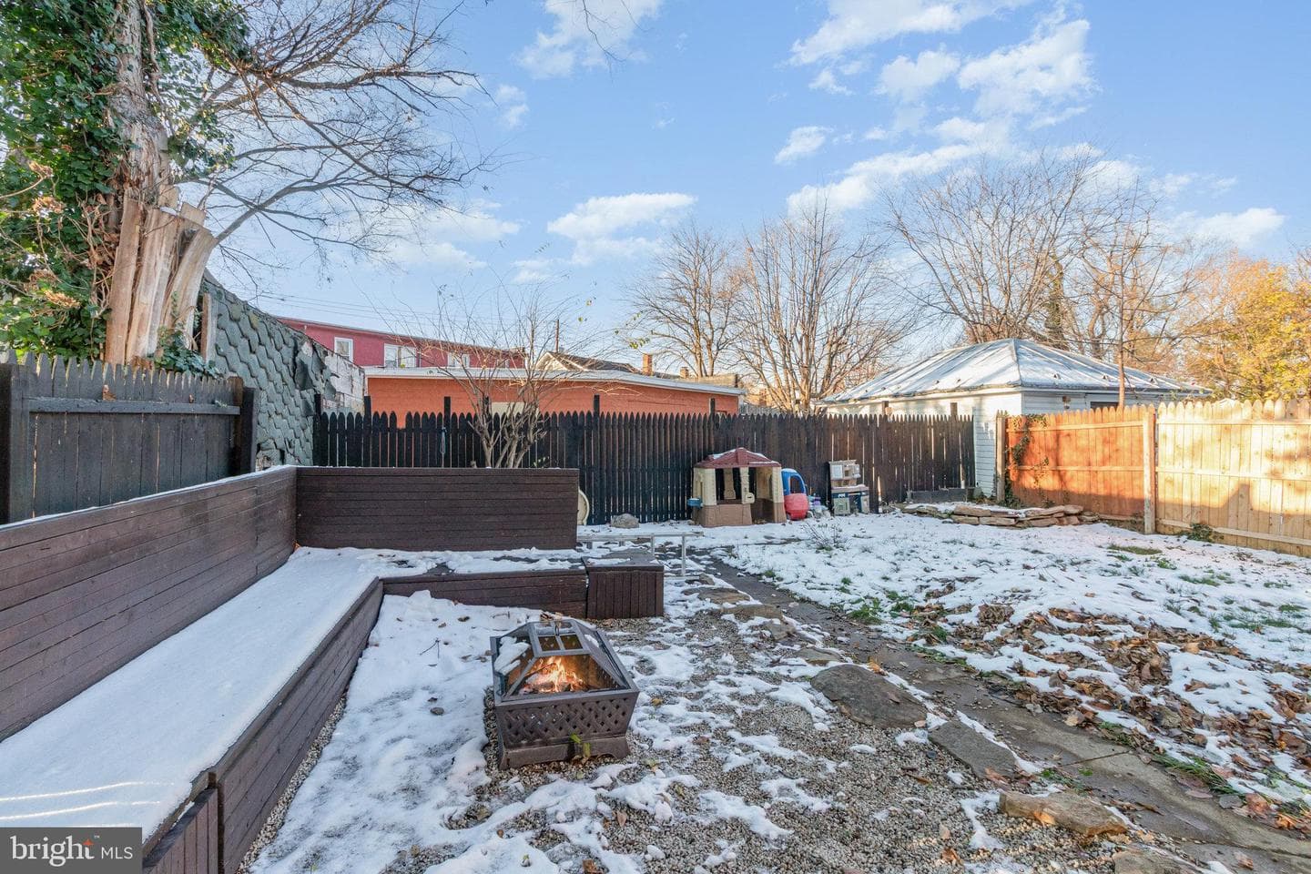 430 N Hanover Street photo 28