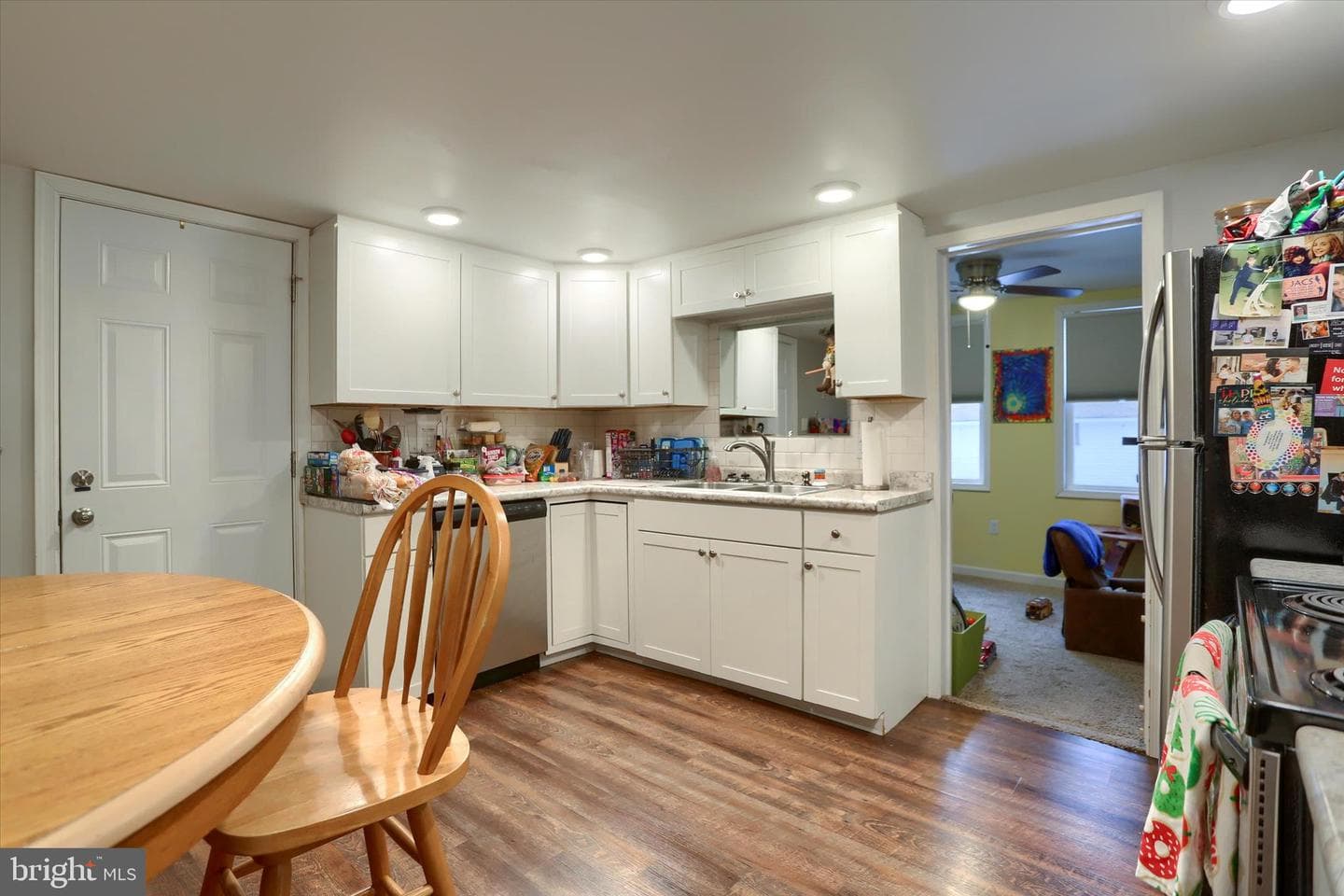121 E Locust Street photo 16