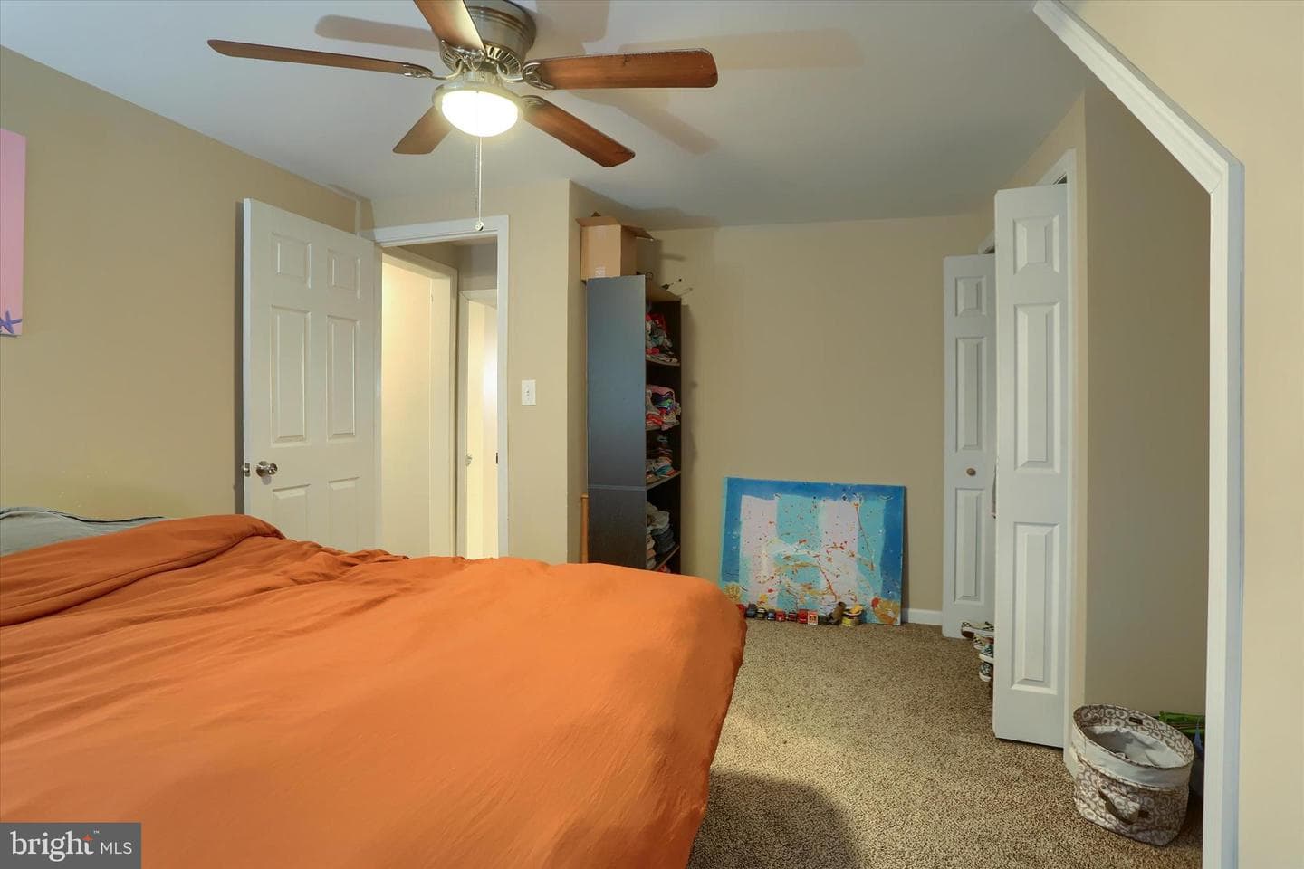 121 E Locust Street photo 33