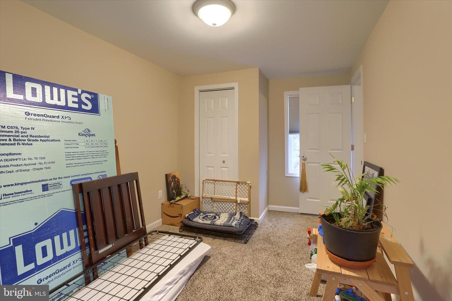 121 E Locust Street photo 37