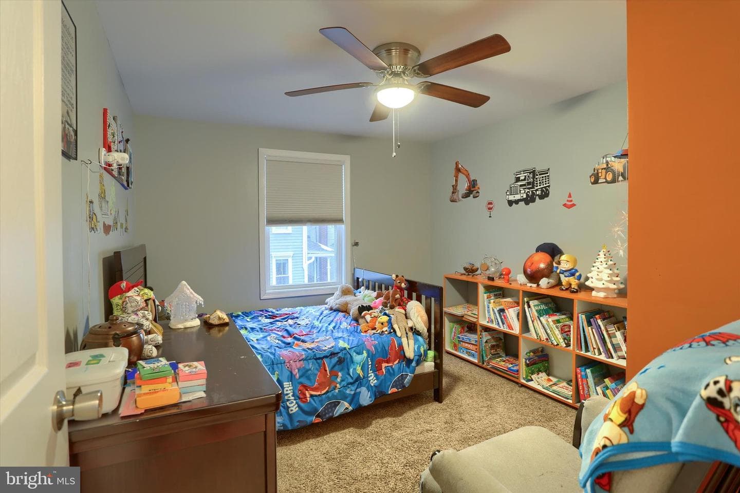 121 E Locust Street photo 38