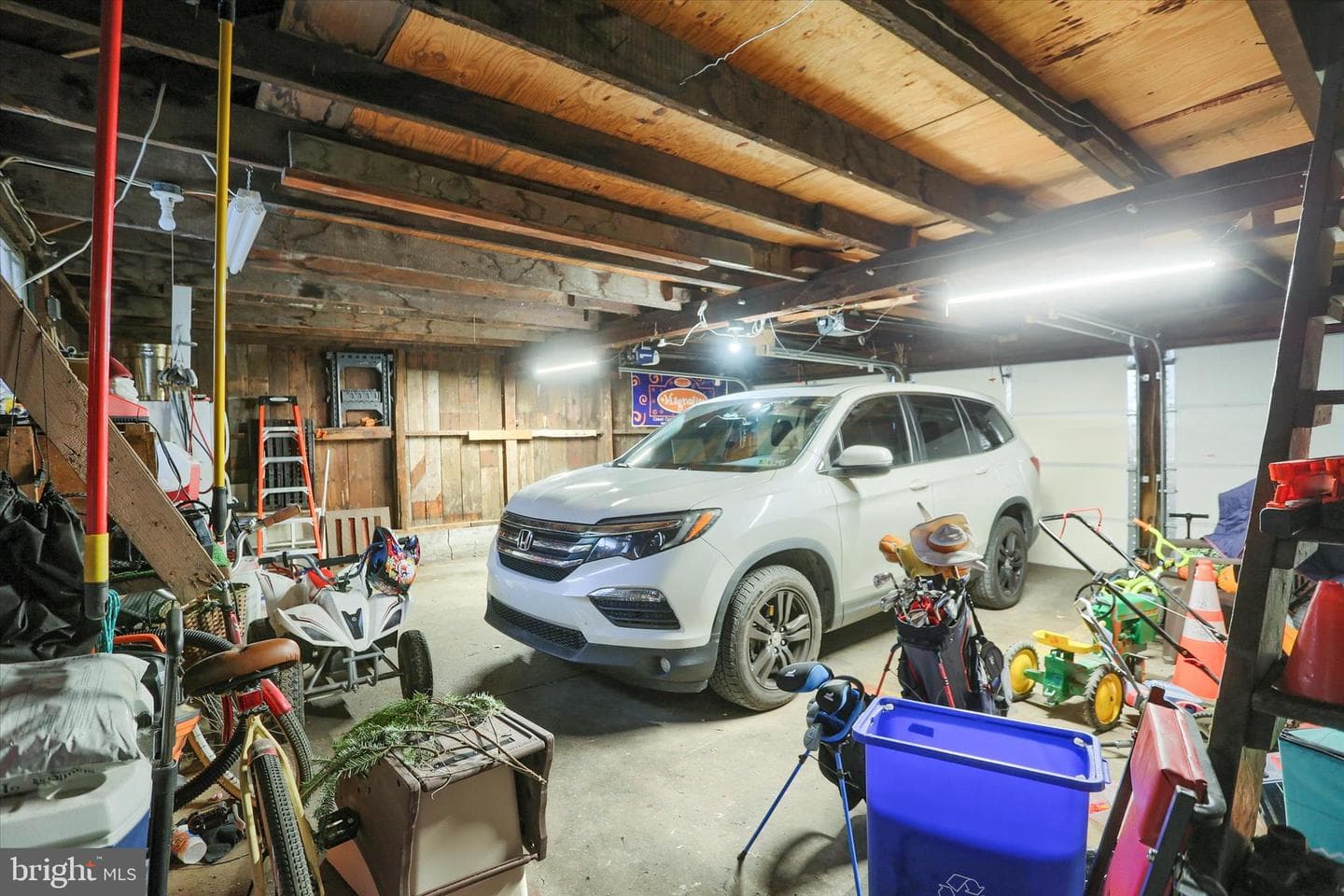 121 E Locust Street photo 41