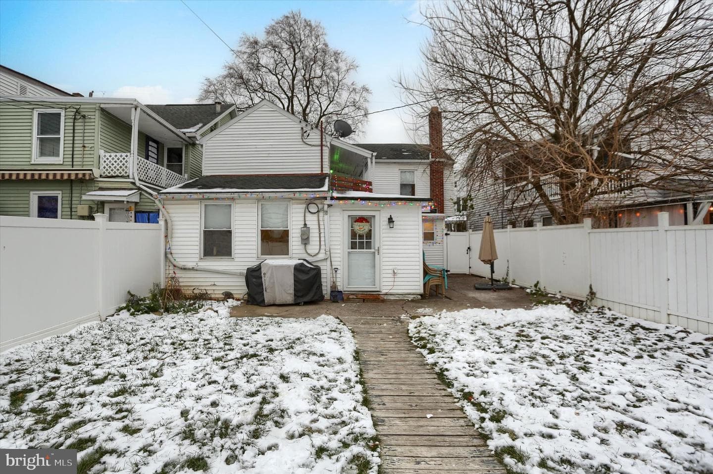 121 E Locust Street photo 46