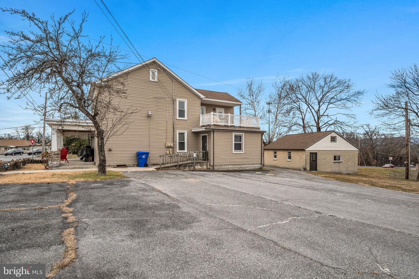 1602 Spring Road photo 10